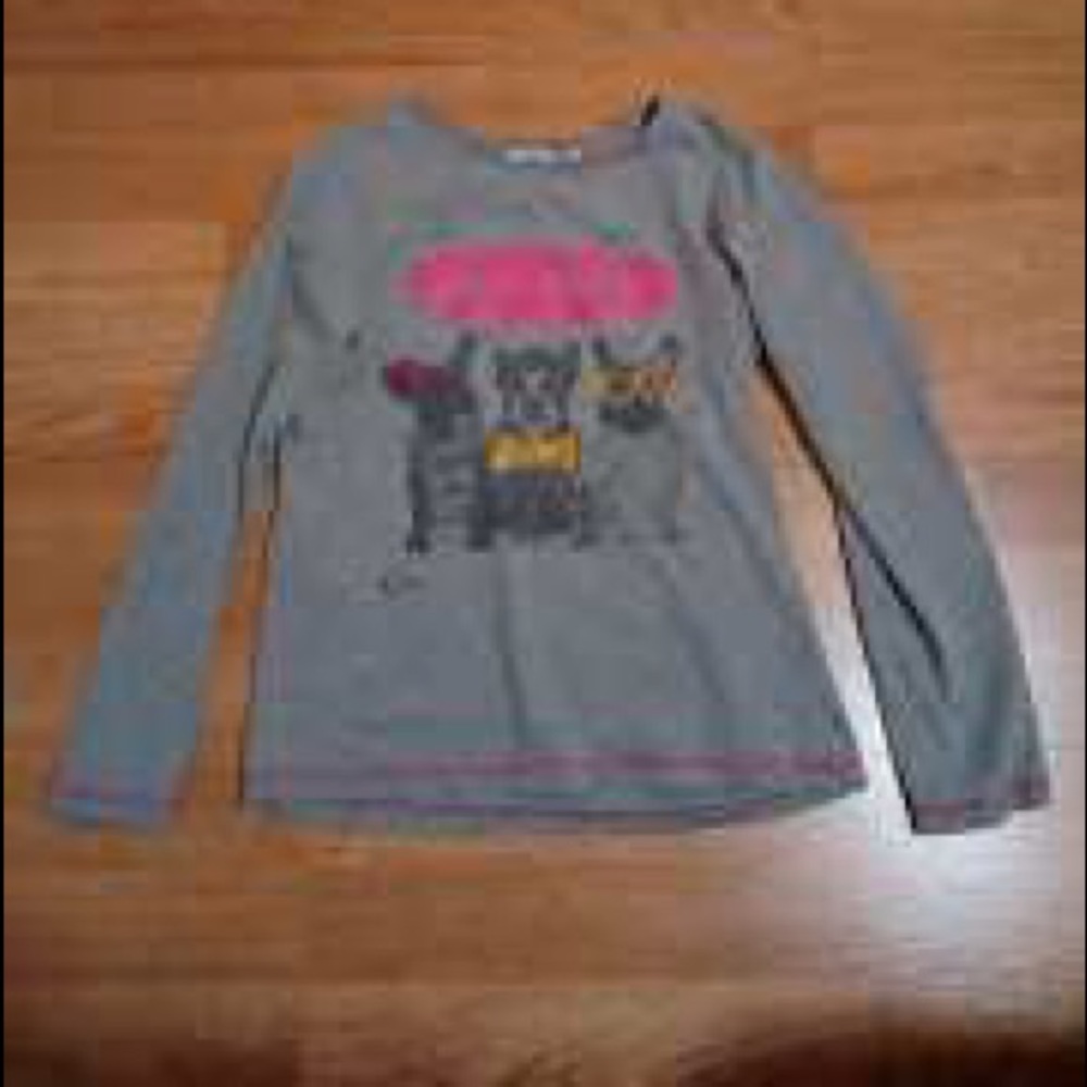Grey long sleeve